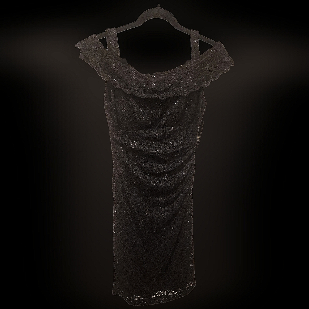 R&M Richards Black Sequin Off Shoulder Cinch Formal Dress Size 6